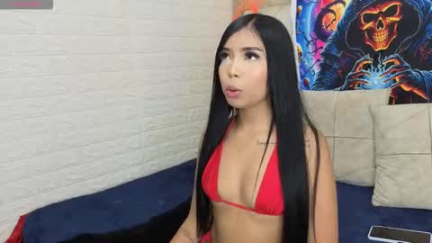 gigirose_ online show from October 19, 10:12 pm