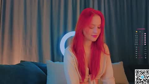 Snapshot of gildedkitten chatting on October 13, 6:32 pm Stacy online show from October 13, 6:32 pm