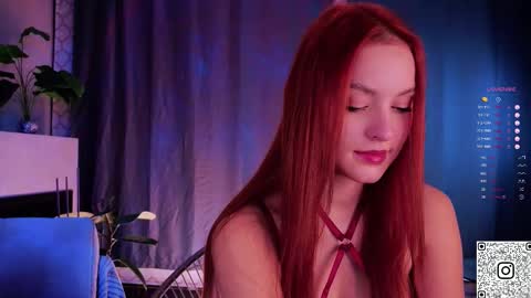 Stacy online show from November 9, 7:21 pm