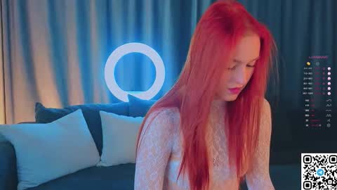 Snapshot of gildedkitten chatting on October 16, 5:48 pm Stacy online show from October 16, 5:48 pm