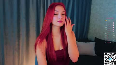 Snapshot of gildedkitten chatting on October 25, 6:48 pm Stacy online show from October 25, 6:48 pm