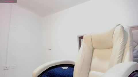 Snapshot of gimenalara chatting on September 23, 7:01 pm Gimena online show from September 23, 7:01 pm