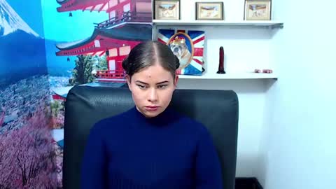  Gina   online show from December 3, 5:12 pm