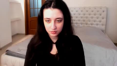 Kate online show from February 4, 9:28 am