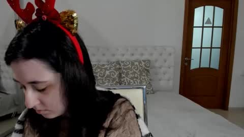 Kate online show from December 6, 8:59 am