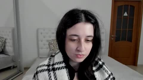 Kate online show from December 3, 9:53 am