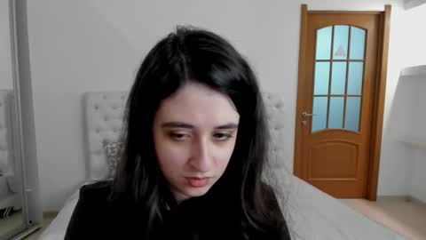 Kate online show from December 7, 8:55 am