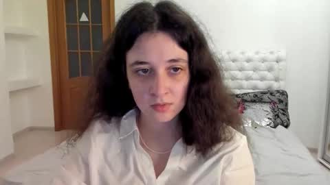 Kate online show from November 2, 9:12 am