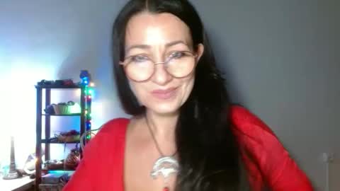 GinaONeon online show from November 7, 9:31 pm