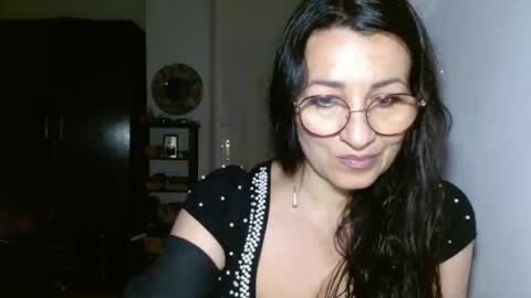 GinaONeon online show from March 3, 9:12 pm
