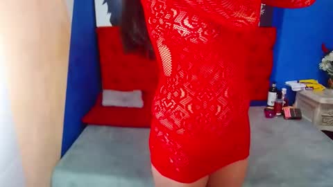 ginasailor online show from December 9, 1:02 pm