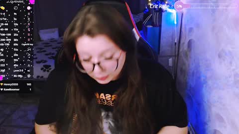 Snapshot of ginger_grayy chatting on December 18, 8:36 pm Alexa here online show from December 18, 8:36 pm