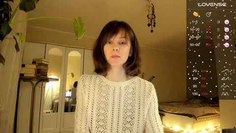 Snapshot of gingerbread__house chatting on December 10, 6:06 pm Vasilisa online show from December 10, 6:06 pm