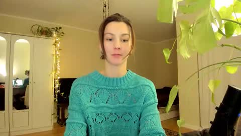 Snapshot of gingerbread__house chatting on October 23, 2:12 pm Vasilisa online show from October 23, 2:12 pm