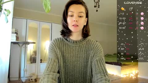 Snapshot of gingerbread__house chatting on December 13, 8:43 am Vasilisa online show from December 13, 8:43 am