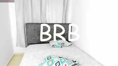 Snapshot of gingersophie_ chatting on September 24, 5:01 pm Sophie online show from September 24, 5:01 pm