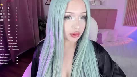 Kendall online show from February 10, 3:24 am