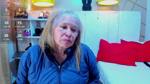 Snapshot of girl_amada chatting on January 3, 6:44 am Girl Amada online show from January 3, 6:44 am