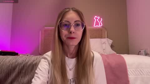 Nikki online show from December 29, 5:01 pm
