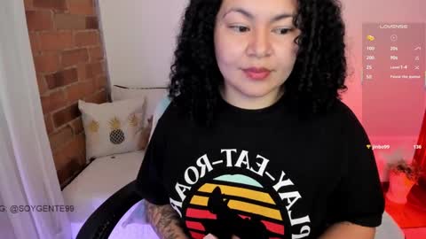 Snapshot of girl_inline chatting on March 5, 10:55 pm girl_inline online show from March 5, 10:55 pm