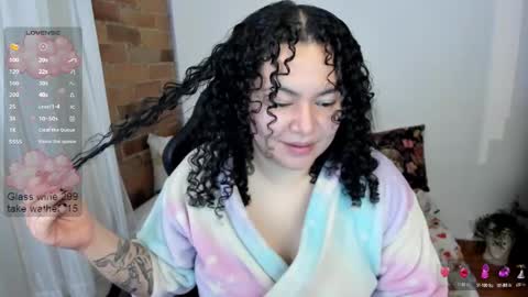 Snapshot of girl_inline chatting on February 24, 11:52 pm girl_inline online show from February 24, 11:52 pm
