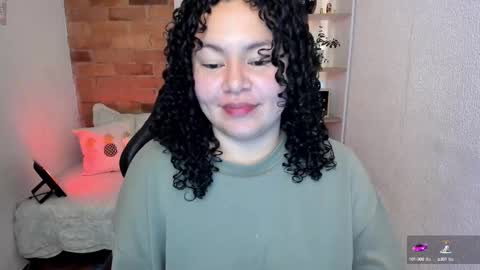 Snapshot of girl_inline chatting on February 13, 8:55 pm girl_inline online show from February 13, 8:55 pm