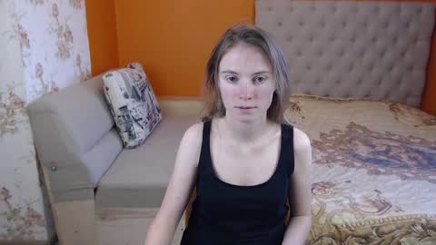 Snapshot of girl_summer97 chatting on December 17, 11:49 am Katia online show from December 17, 11:49 am