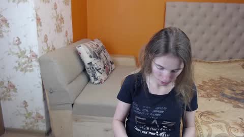 Snapshot of girl_summer97 chatting on January 11, 1:32 pm Katia online show from January 11, 1:32 pm