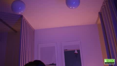 Kristin  online show from November 6, 5:30 pm