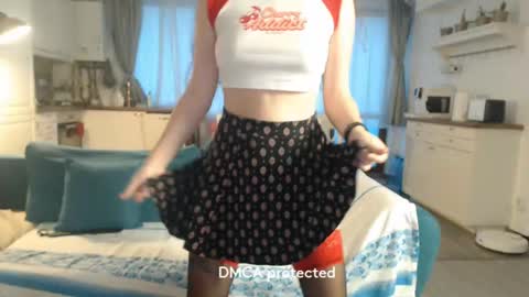 Girlfriend online show from February 12, 3:28 pm
