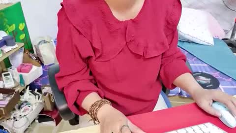 Snapshot of girlhanoi chatting on October 29, 1:54 am girlhanoi online show from October 29, 1:54 am