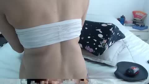 Snapshot of girlhorny1 chatting on October 7, 1:37 pm samanta online show from October 7, 1:37 pm