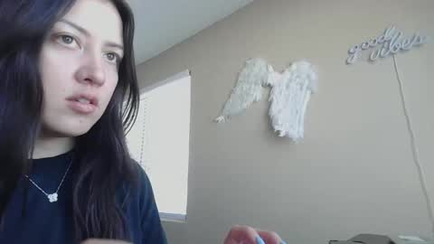 Jasmine online show from February 4, 5:27 pm