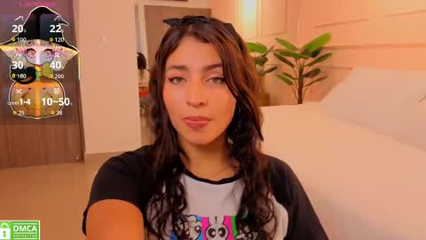 GISELA online show from October 3, 12:10 pm