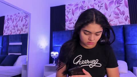     online show from January 12, 12:33 pm