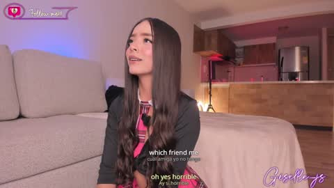 Instagram gisellee  22  online show from January 17, 4:42 am