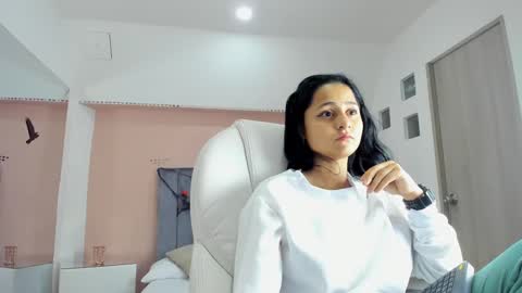 GISELLE ROLDAN online show from October 8, 4:28 am