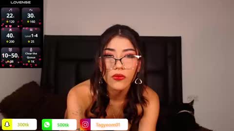 Snapshot of giselleblare chatting on January 10, 6:31 am giselleblare online show from January 10, 6:31 am