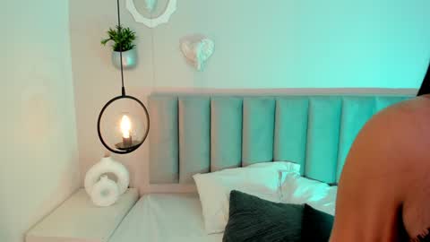 Snapshot of gisselle_palmer chatting on January 21, 8:11 pm online show from January 21, 8:11 pm