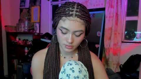 Giulietta online show from December 13, 2:10 am