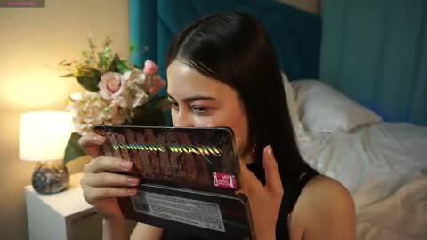 Agness online show from December 15, 2:22 pm