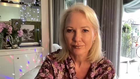Gl1tter Barbie online show from January 13, 1:17 pm