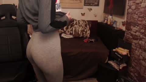 Snapshot of glamourhottie chatting on December 5, 8:44 am Glamourhottie online show from December 5, 8:44 am