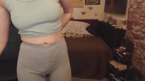 Snapshot of glamourhottie chatting on February 22, 9:12 am Glamourhottie online show from February 22, 9:12 am