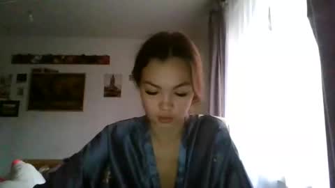 glitter_doll online show from February 4, 10:43 am