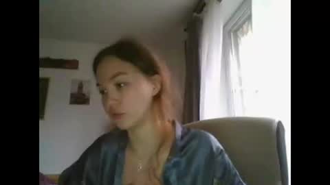 glitter_doll online show from March 4, 11:19 am