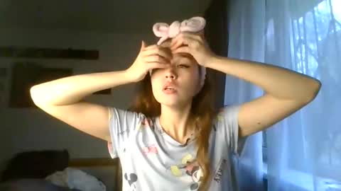 glitter_doll online show from January 27, 11:32 am
