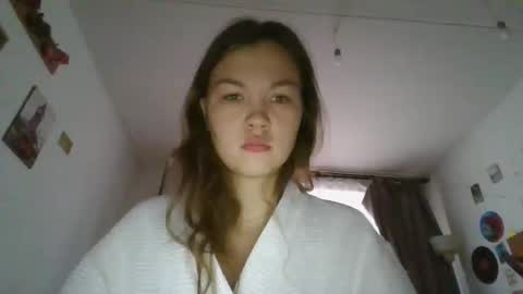 glitter_doll online show from January 13, 8:58 am