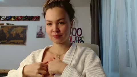 glitter_doll online show from September 26, 10:57 am