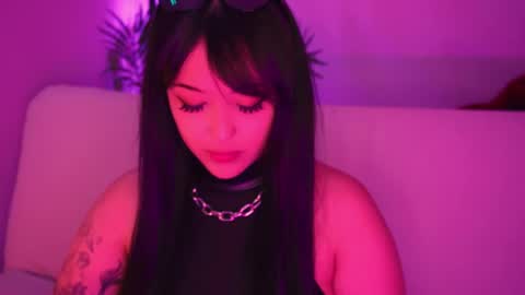 Mimi online show from March 28, 8:19 pm